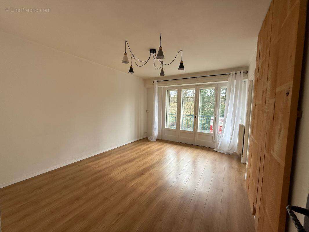Appartement à BILLERE