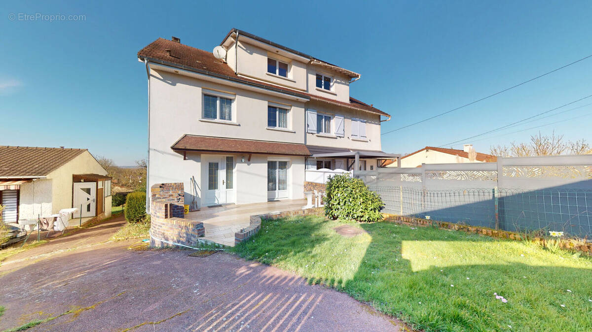 Maison à BREUILLET
