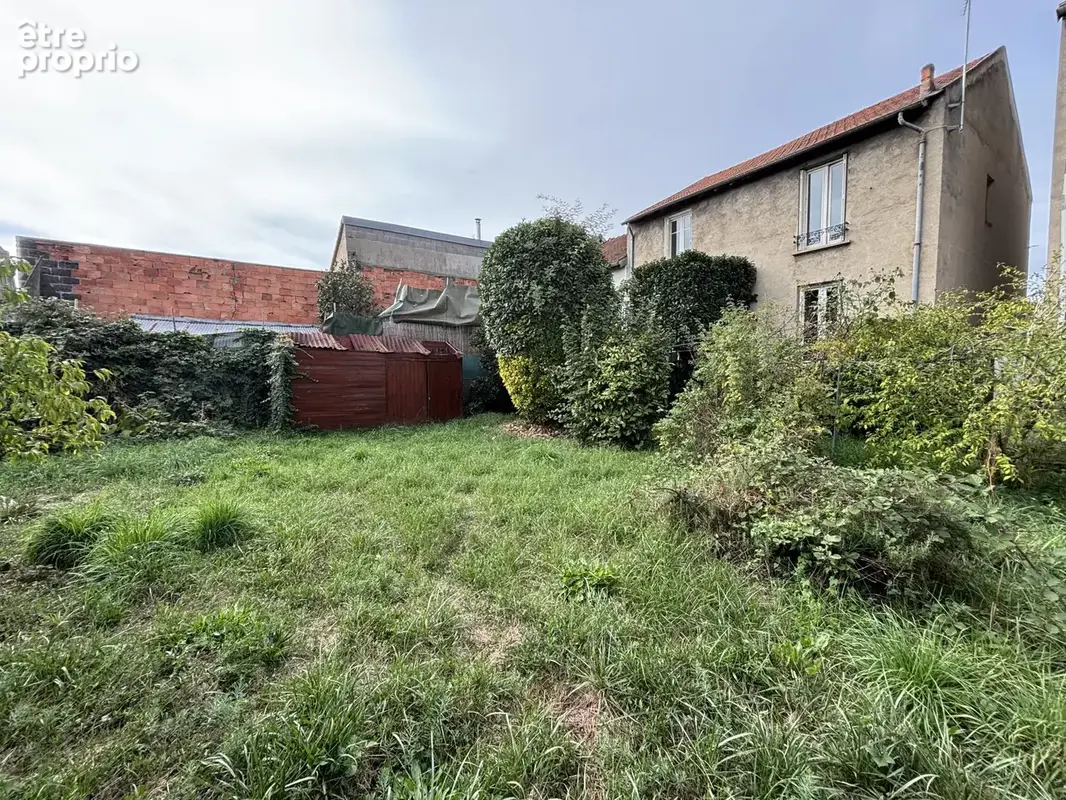 Vichy - maison de ville avec jardin - photo 14