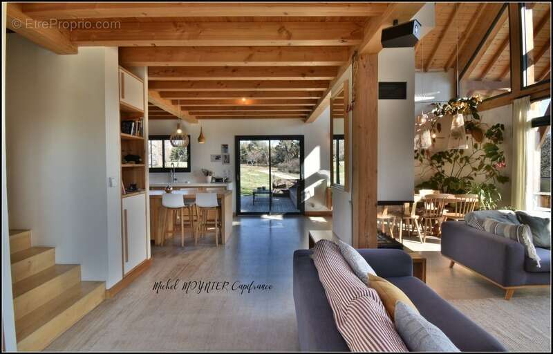 Chalet d’architecture avec vue lac, volumes rares et DPE B - Rare à la vente - photo 11
