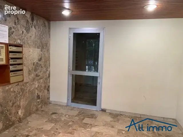 Appartement 1 pièce 26 m² à vendre à Saint-Maur-Des-Fosses (94100) - photo 2