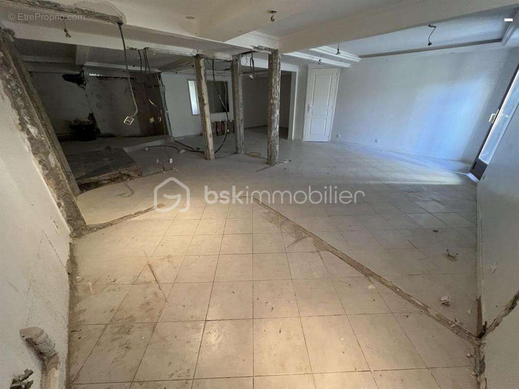 Appartement à MANDELIEU-LA-NAPOULE