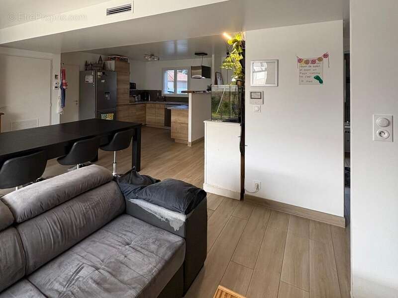 Maison à CHEMERE