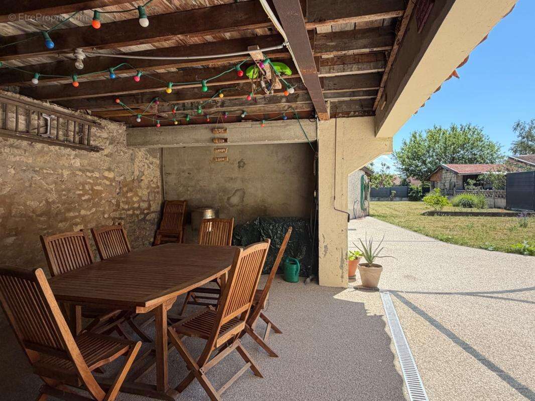 Maison de caractère - 7 chambres - photo 14