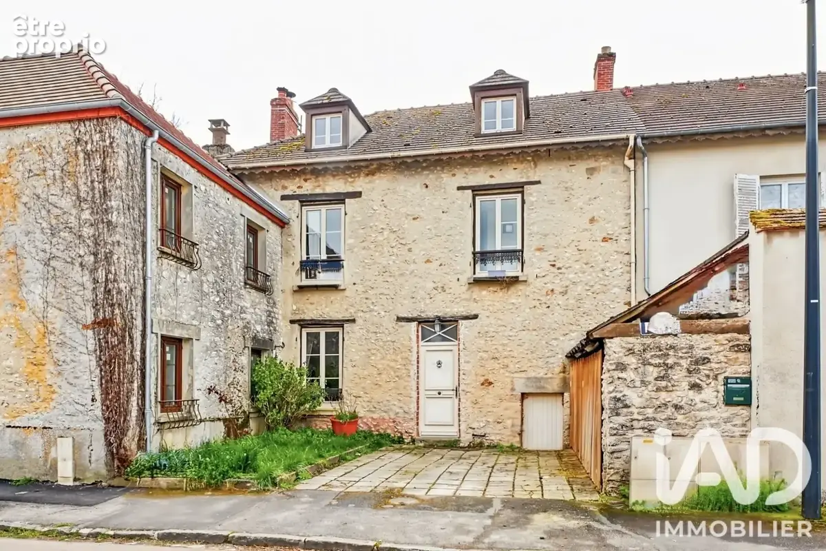 Photo 1 - Maison à CHENOISE