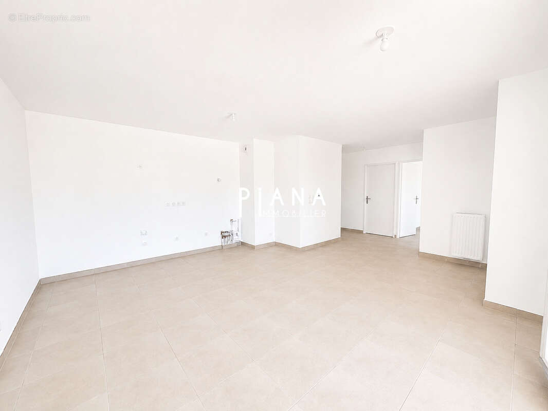 Appartement à PORT-DE-BOUC