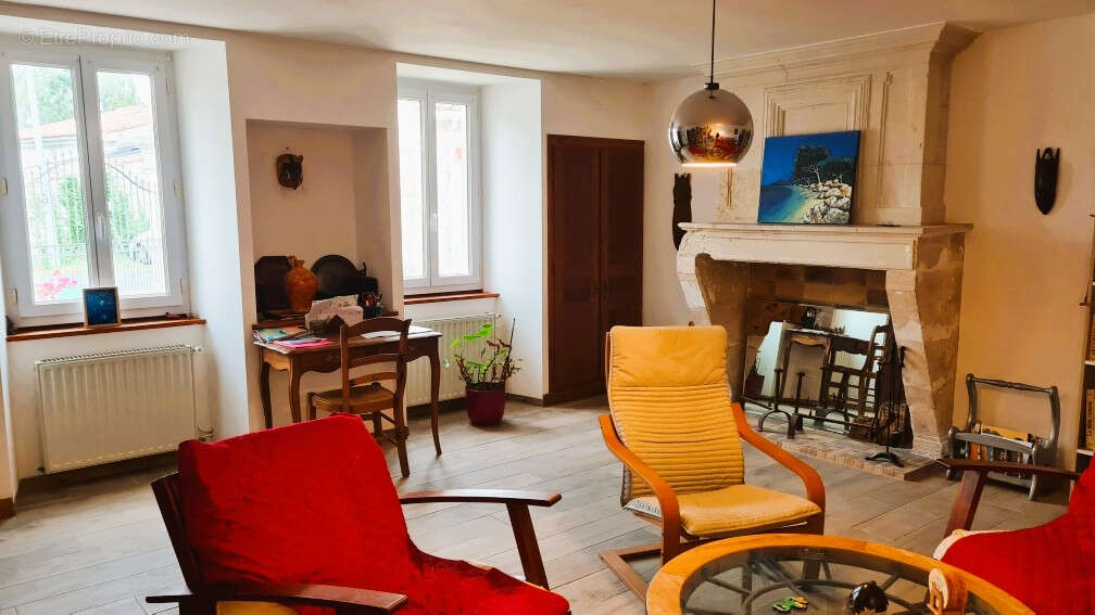 Maison SAINTES 171 m2 - photo 9