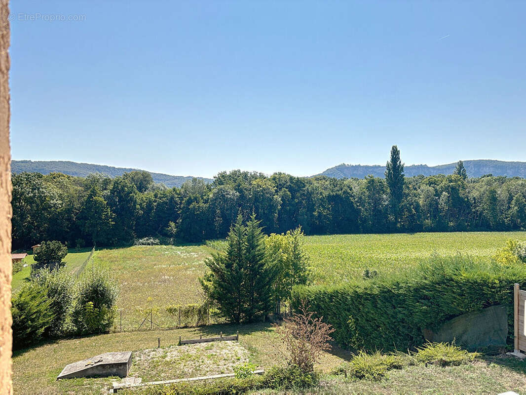 Maison à SAINT-VULBAS