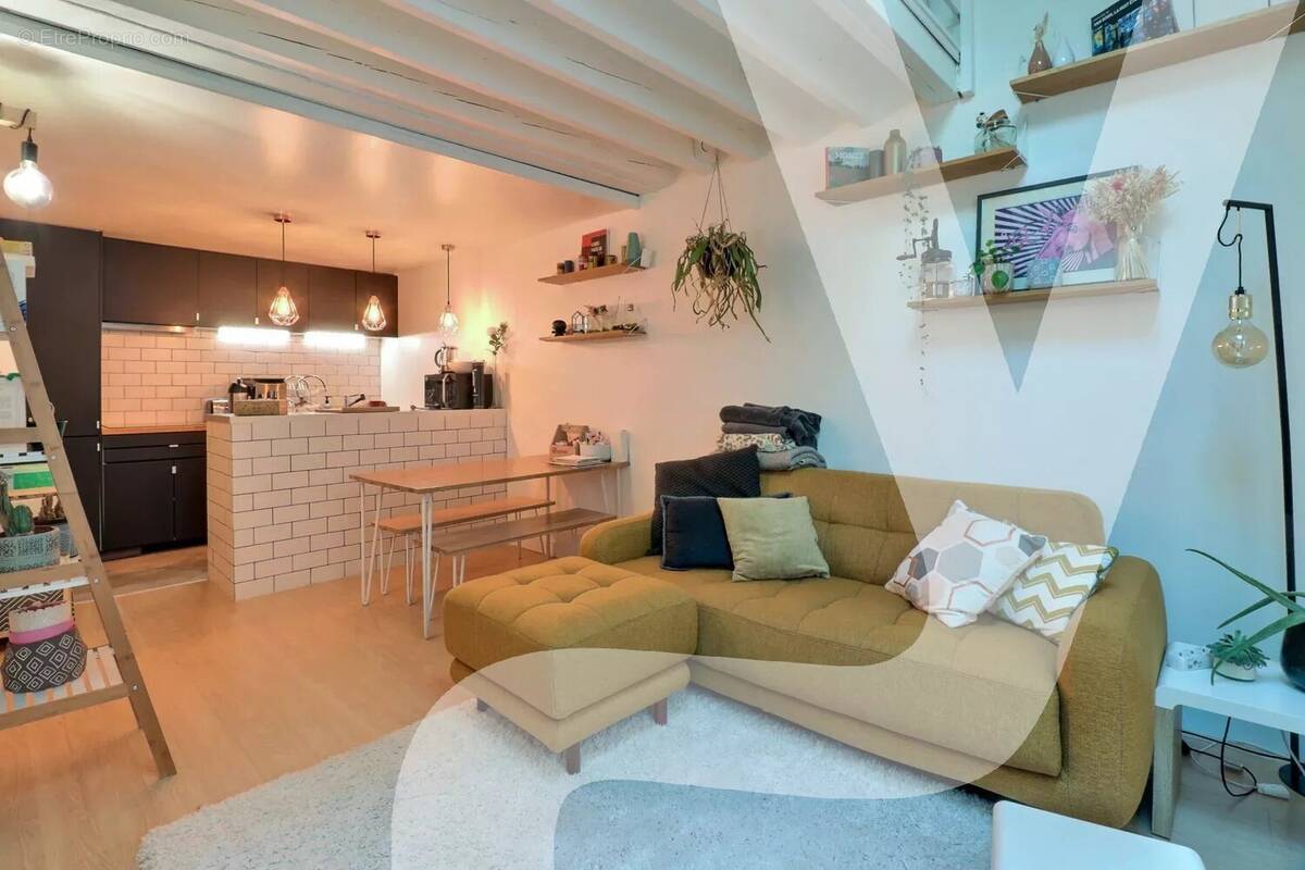 Appartement à PARIS-11E