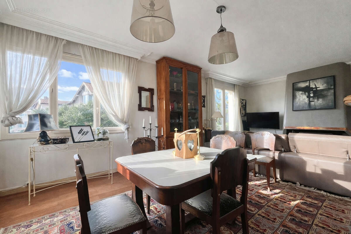 Maison à FONTENAY-SOUS-BOIS