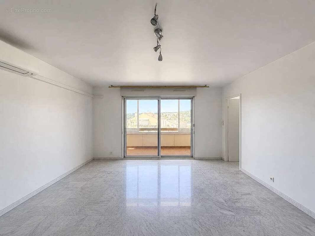 Appartement à AUBAGNE