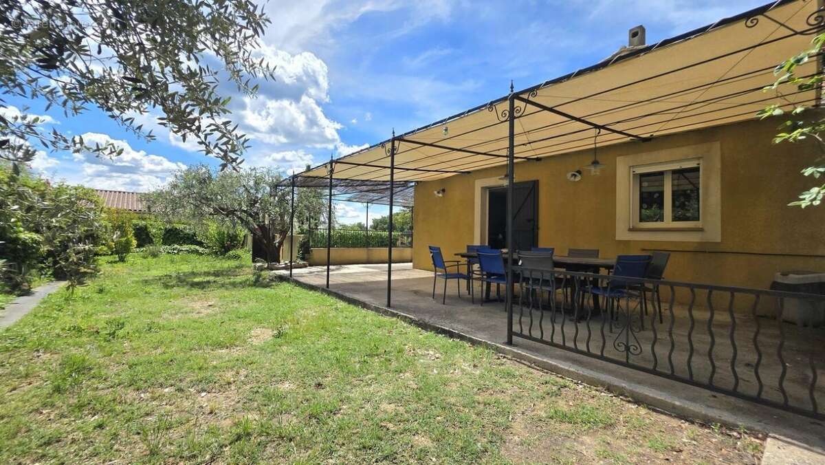 Maison à LAURIS