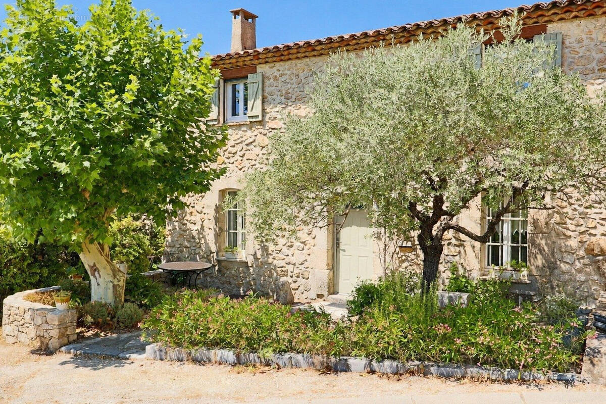 Maison à LA ROQUEBRUSSANNE