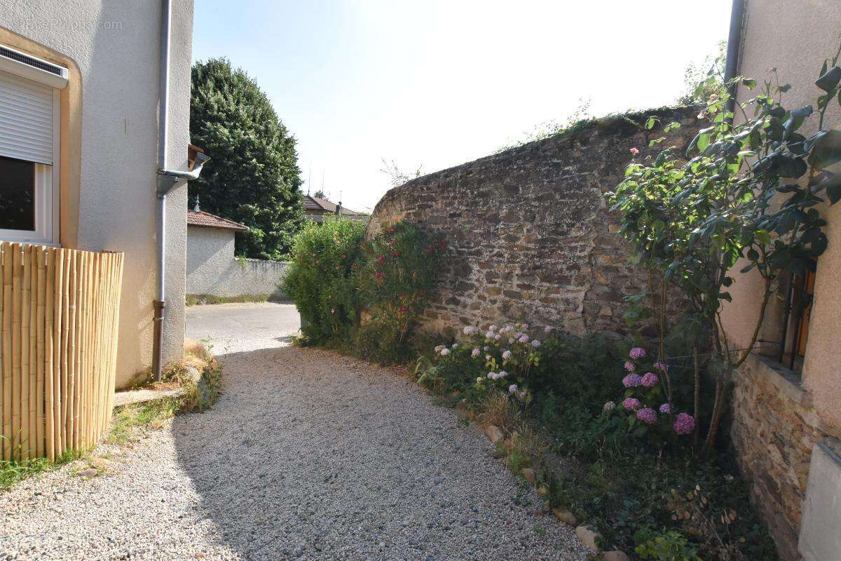 Maison à FRANCHEVILLE