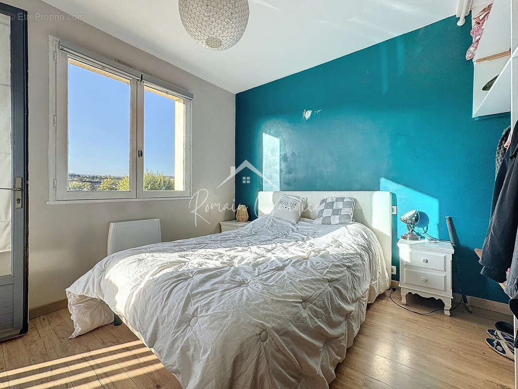 Maison à SAINT-GEORGES-DE-LUZENCON