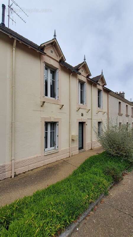 Maison à DERVAL