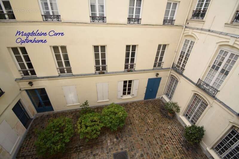 Appartement à PARIS-4E