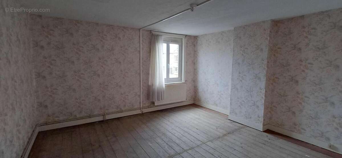 Maison à AUBERCHICOURT