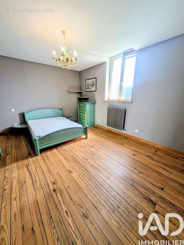 Maison 233 m² à Douchy  - photo 8