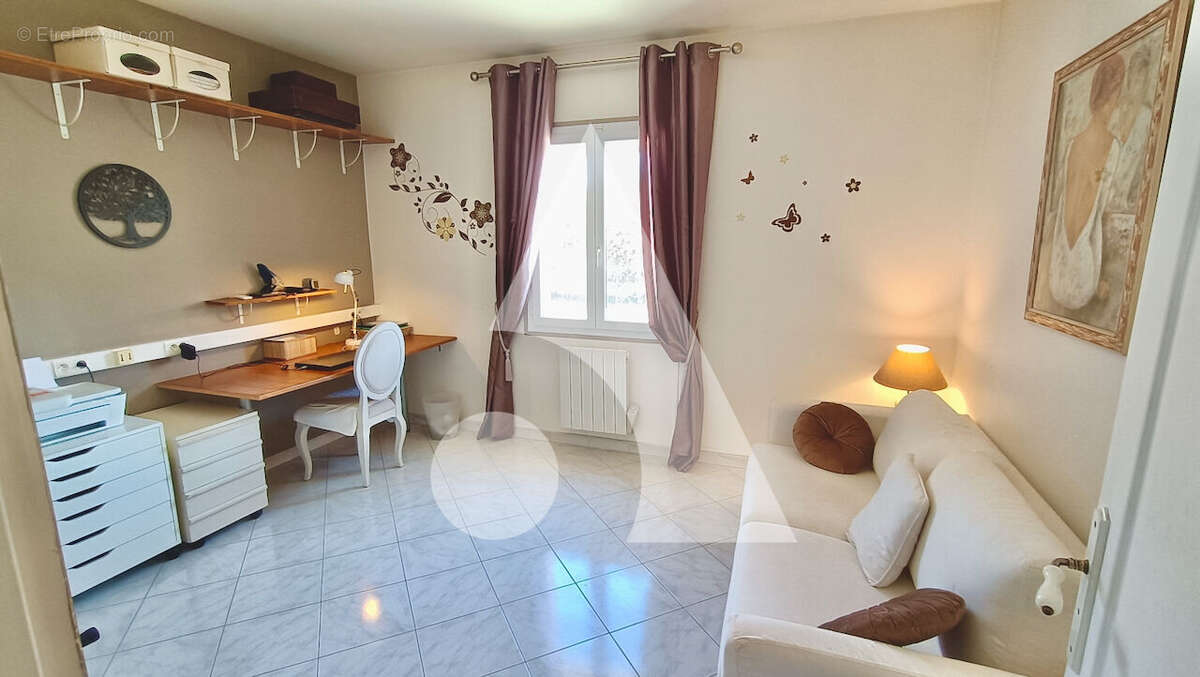 Maison à PUYLOUBIER