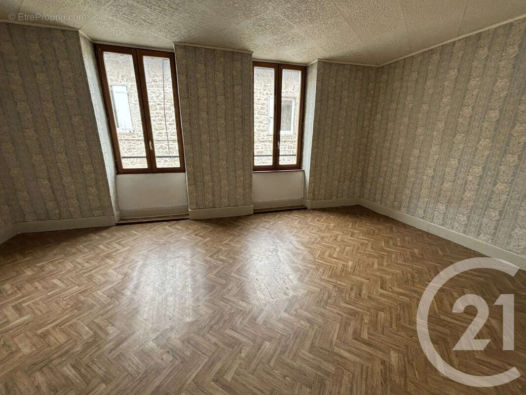 Maison à LALOUVESC