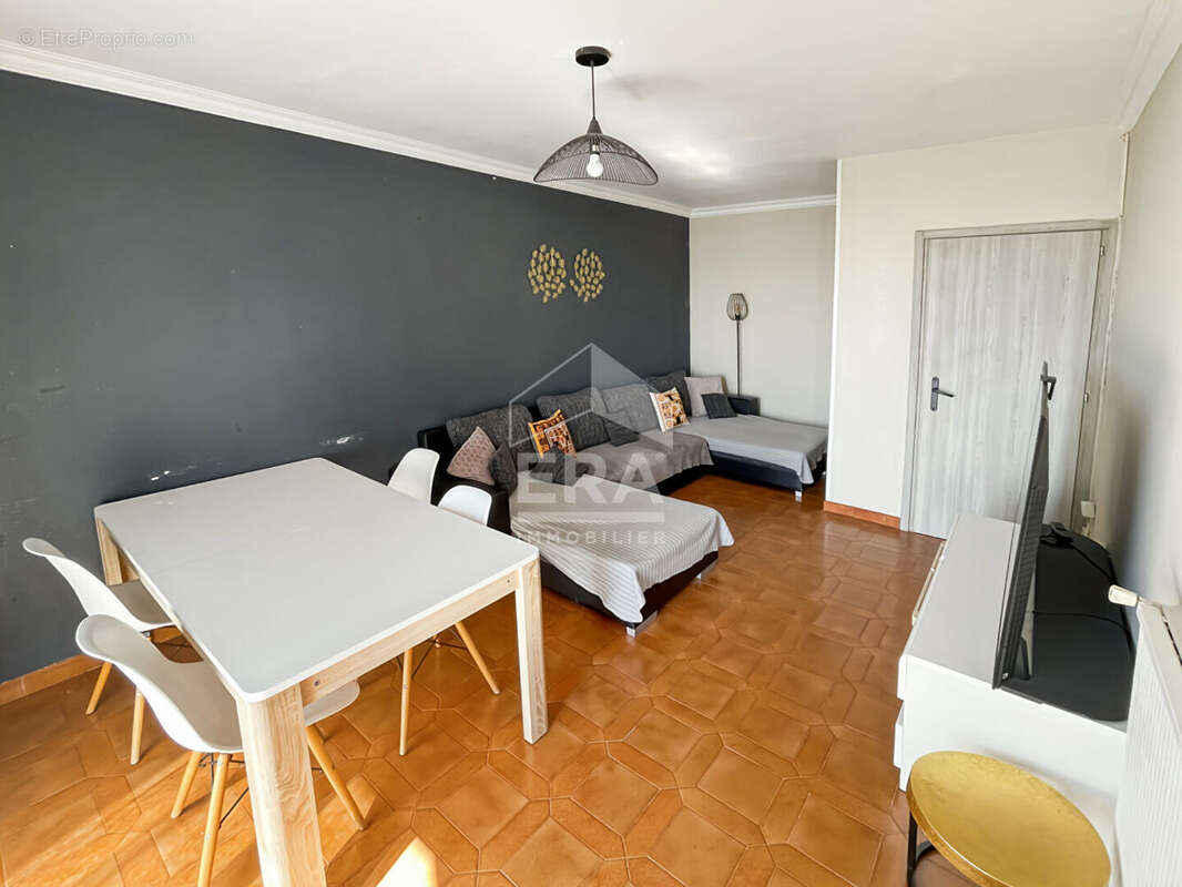 Appartement à MARSEILLE-15E