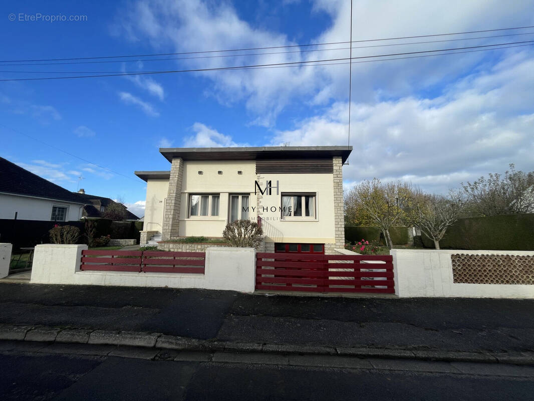 Maison à SAINT-GERMAIN-DU-CORBEIS
