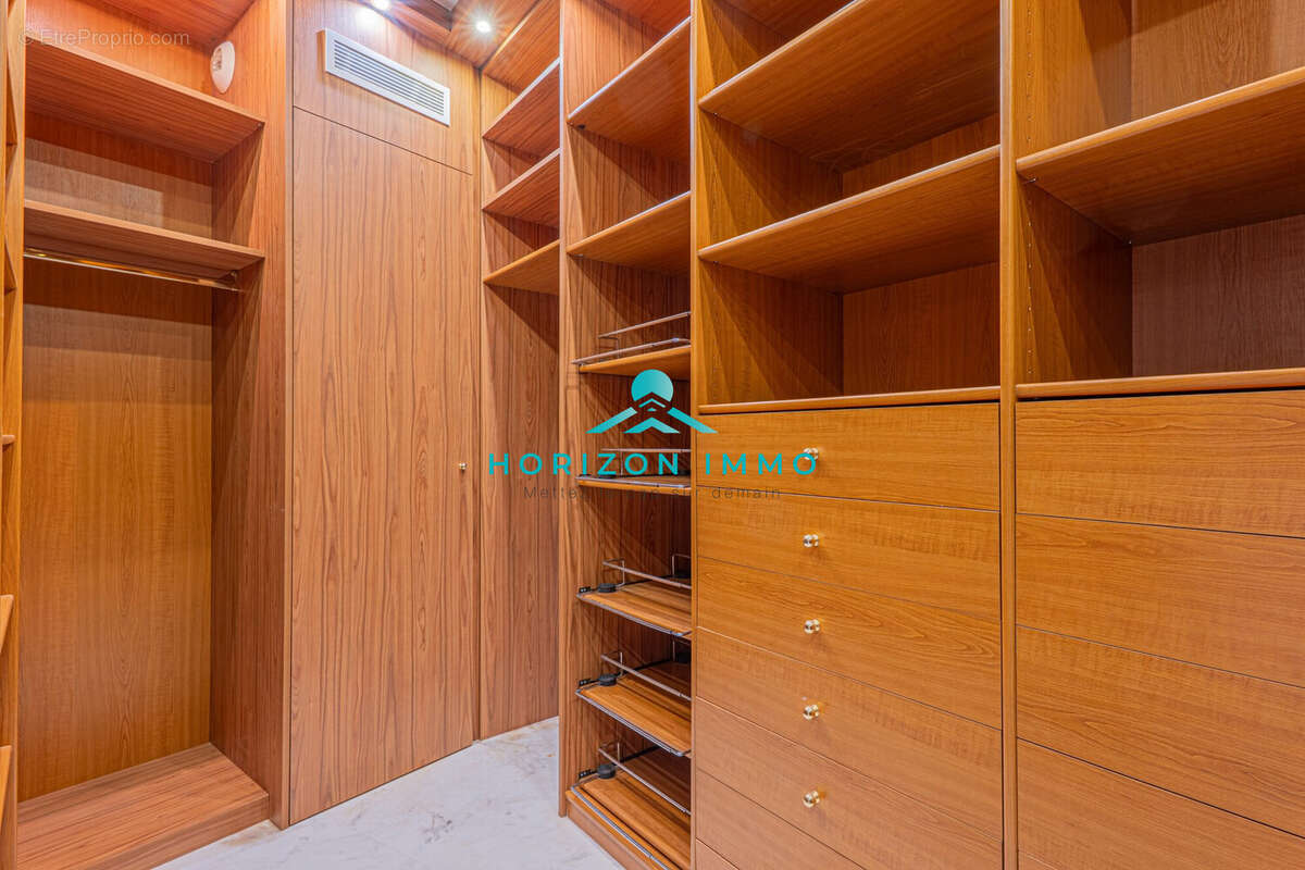 Appartement à VILLENEUVE-LOUBET