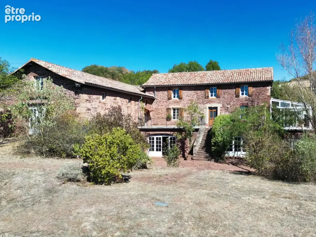 Domaine d’exception de 45 hectares avec demeure de caractère et centre culturel contemporain – Aveyron, Sud de la France - photo 1