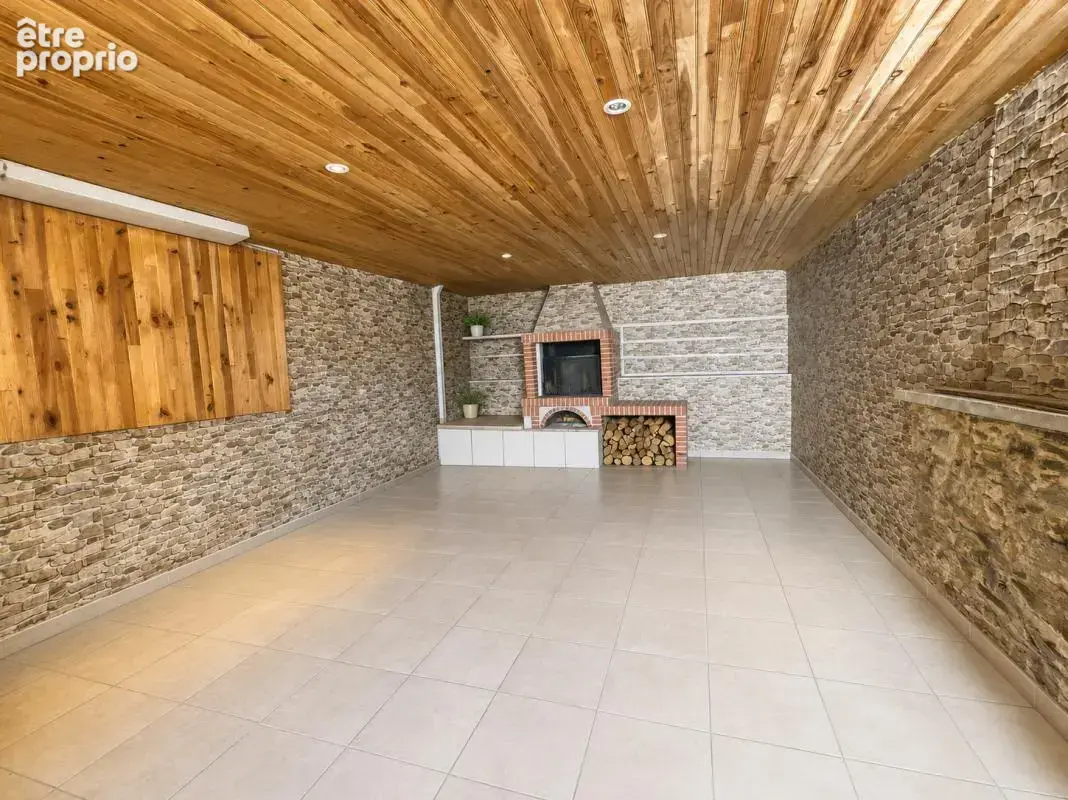 Maison de bourg  3 chambres avec dépendances - photo 10