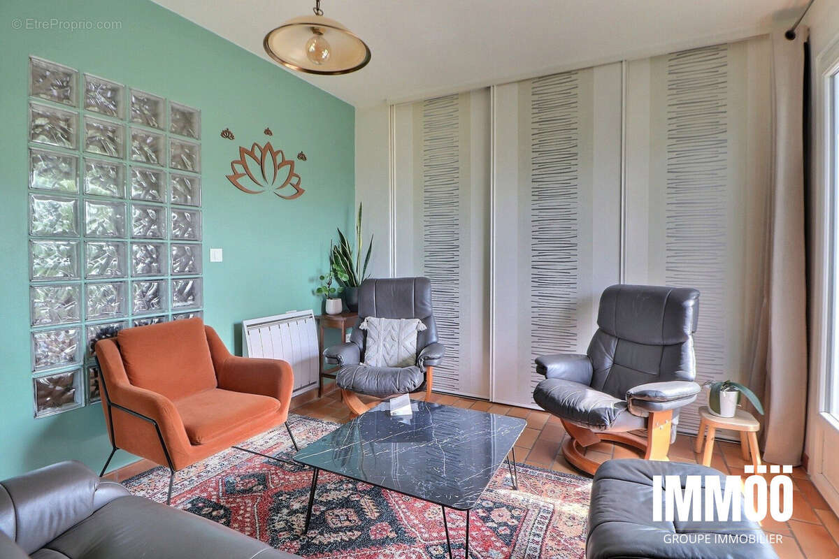 Maison à SAINT-PIERRE-DE-VARENGEVILLE