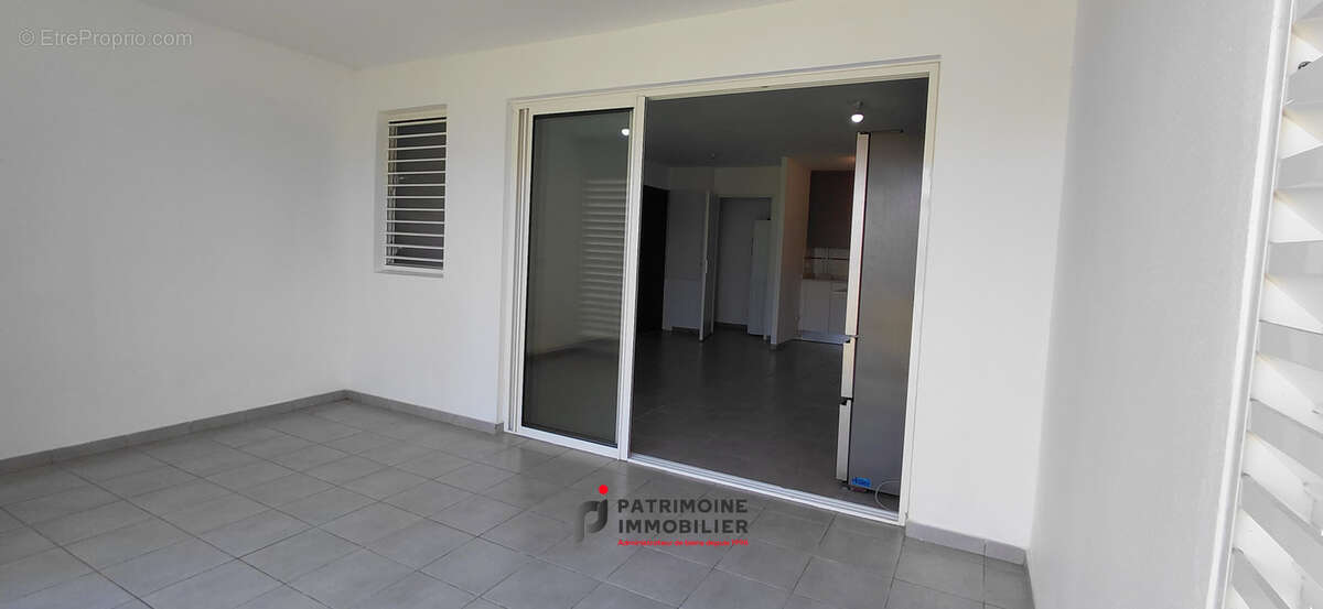 Appartement à PETIT-BOURG