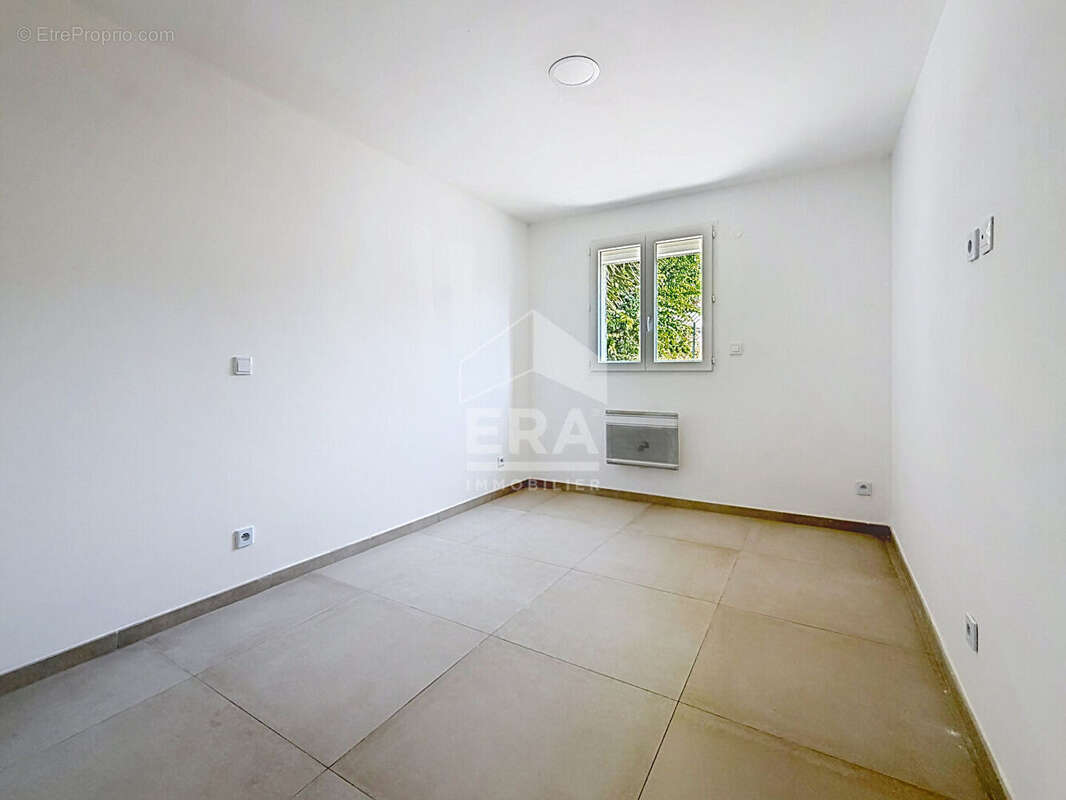 Maison 48m² à saint-mitre-les-remparts - photo 8