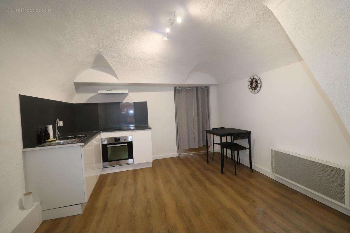 Appartement à L&#039;ESCARENE