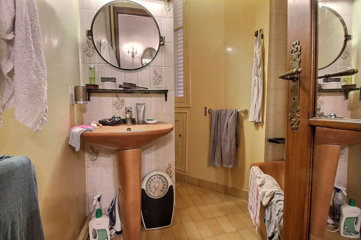 Appartement à ISSY-LES-MOULINEAUX
