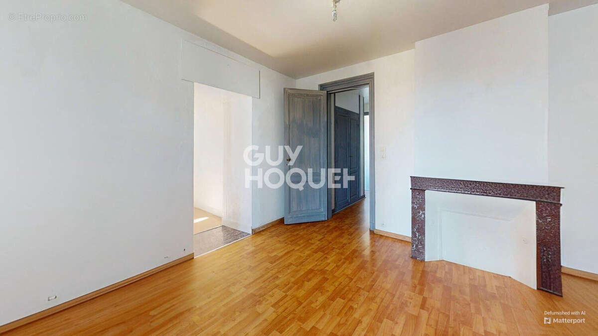 Immeuble de rapport A VENDRE à PODENSAC - photo 10