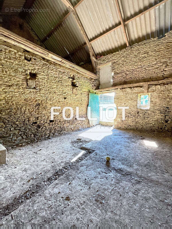 Maison à AUNAY-SUR-ODON