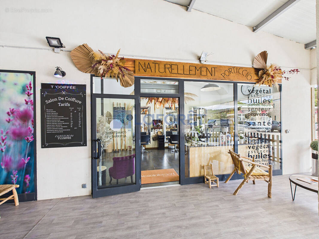 Commerce à GROSSETO-PRUGNA