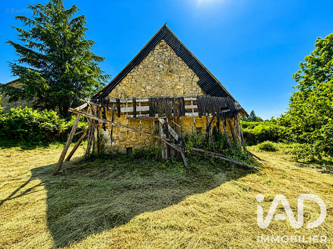 Photo 3 - Maison à SARROUX