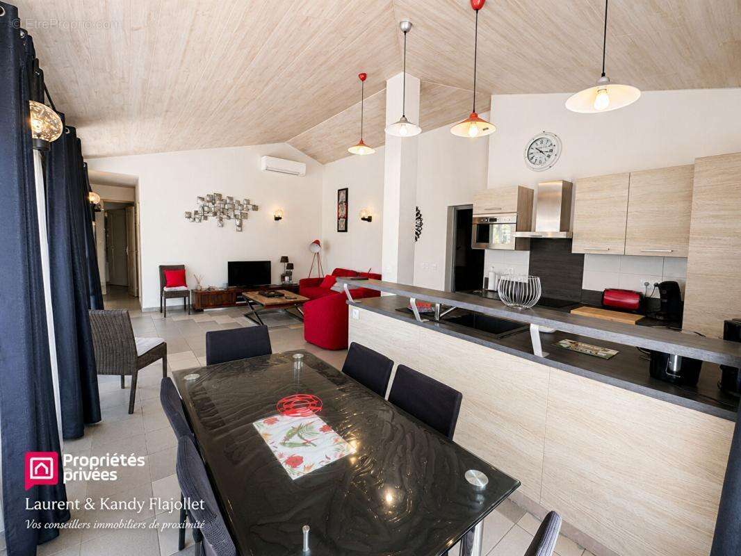 Appartement T3 avec terrasse, piscine dans résidence sécurisée - 20137 LECCI - CORSE DU SUD - FRANCE - photo 3