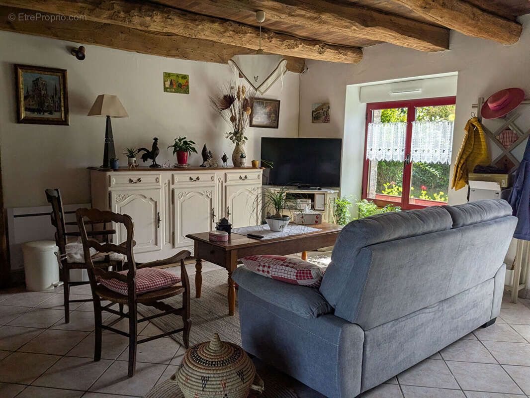 Maison à SAINT-GUYOMARD