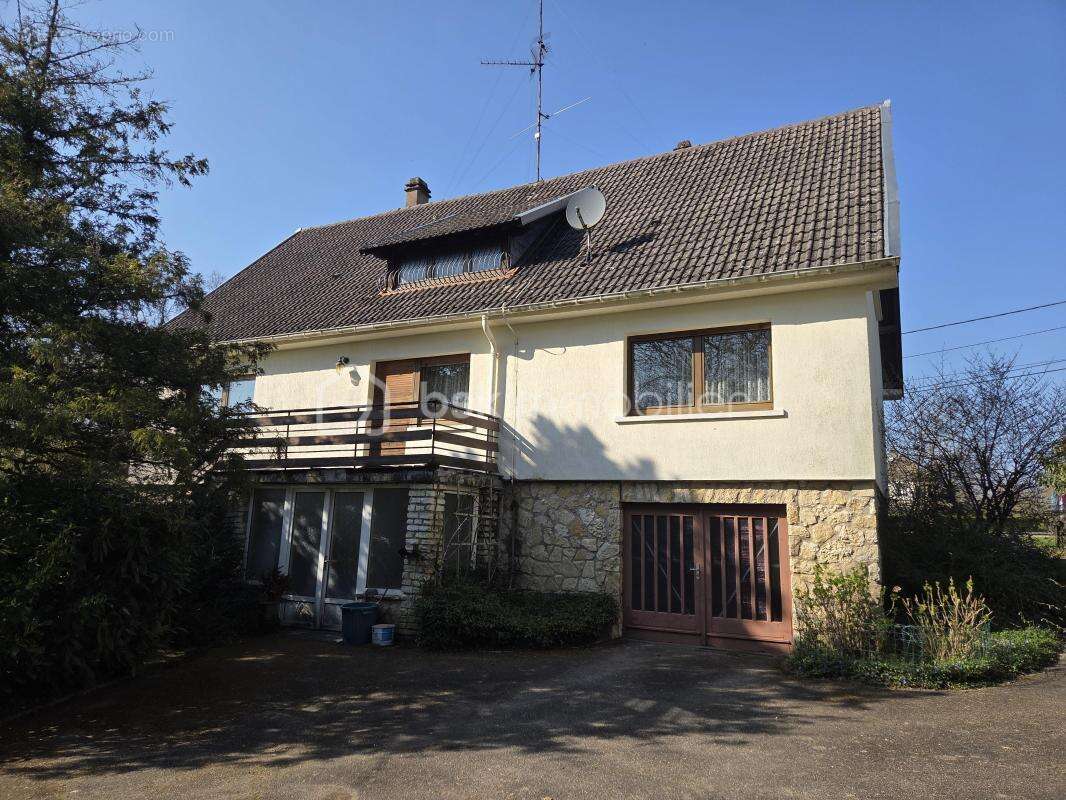 Maison à NEUFGRANGE