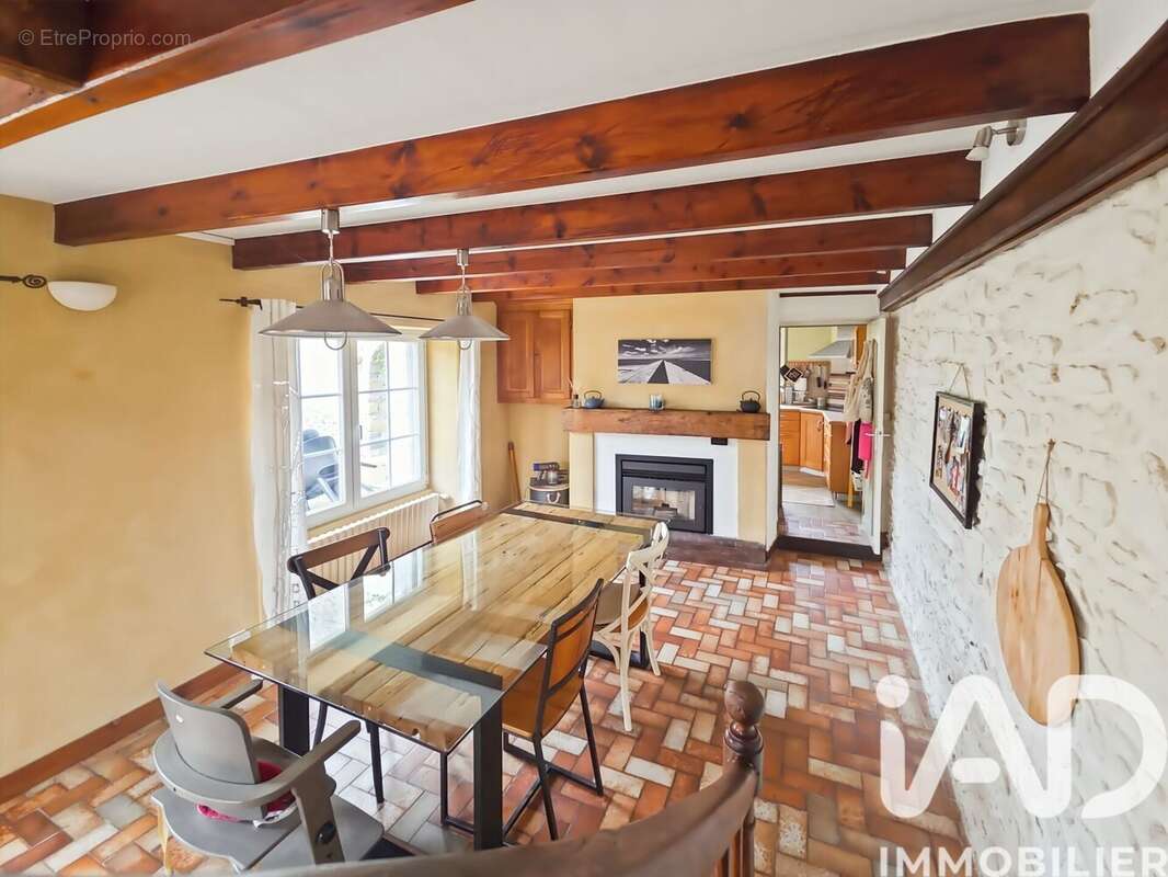 Maison 147 m² à Bricqueville-La-Blouette  - photo 4