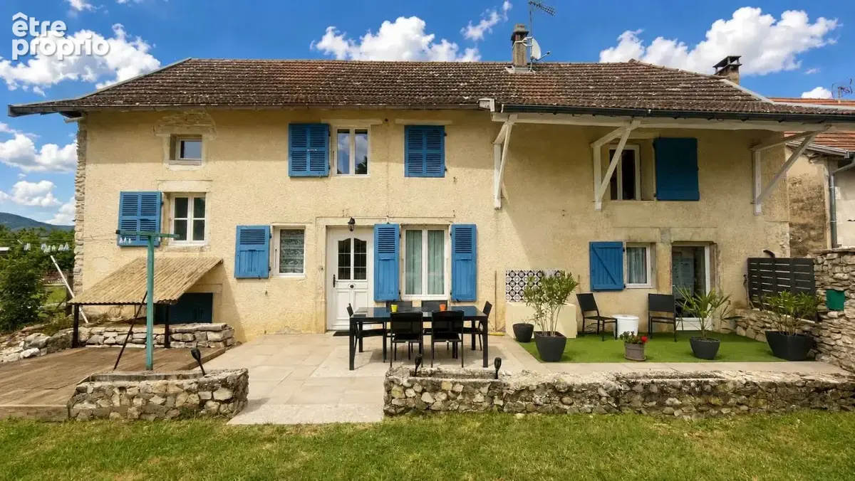 Maison à MORESTEL
