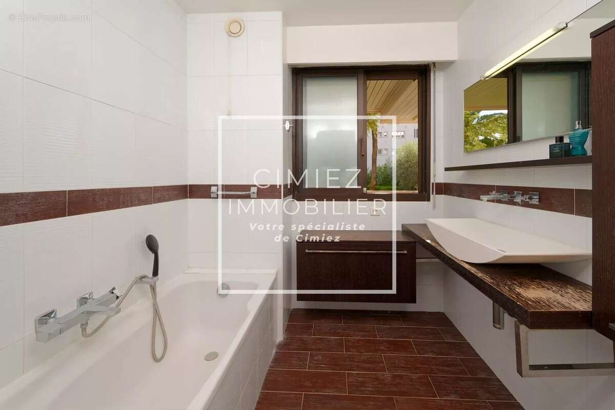 Appartement 108 m² à Nice  - photo 10