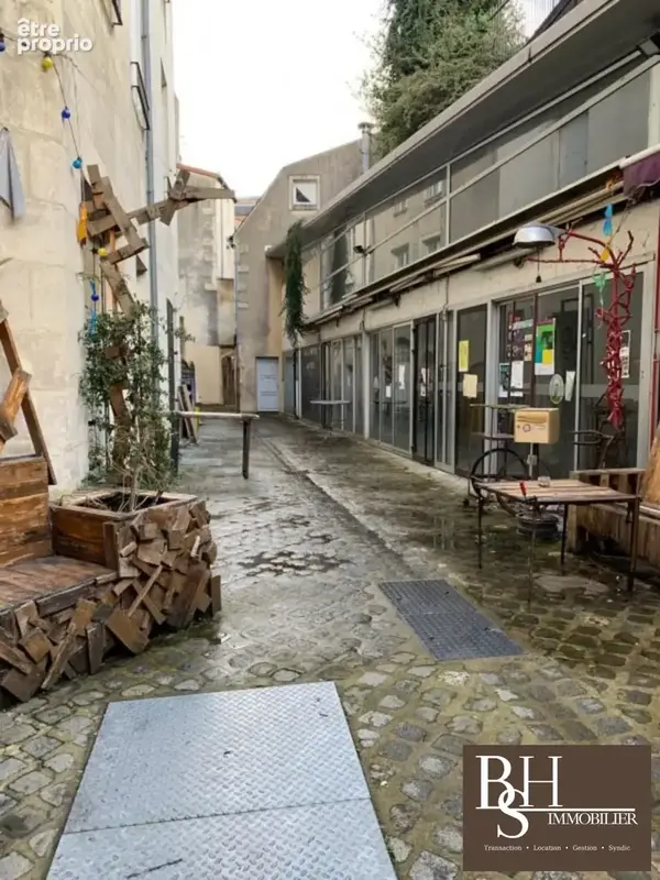 Autre à POITIERS