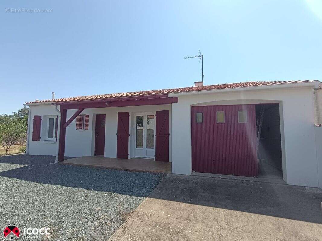 Maison 75 m² à Sainte-Gemme-La-Plaine  - photo 8