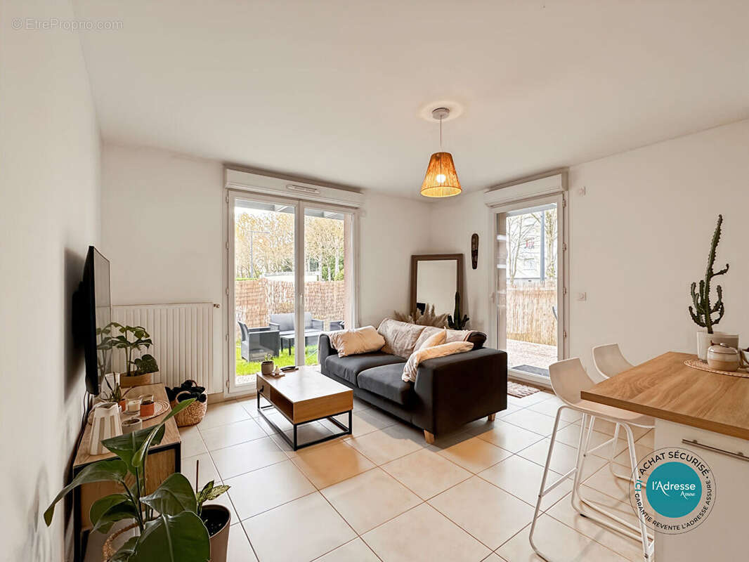 Appartement à MENNECY