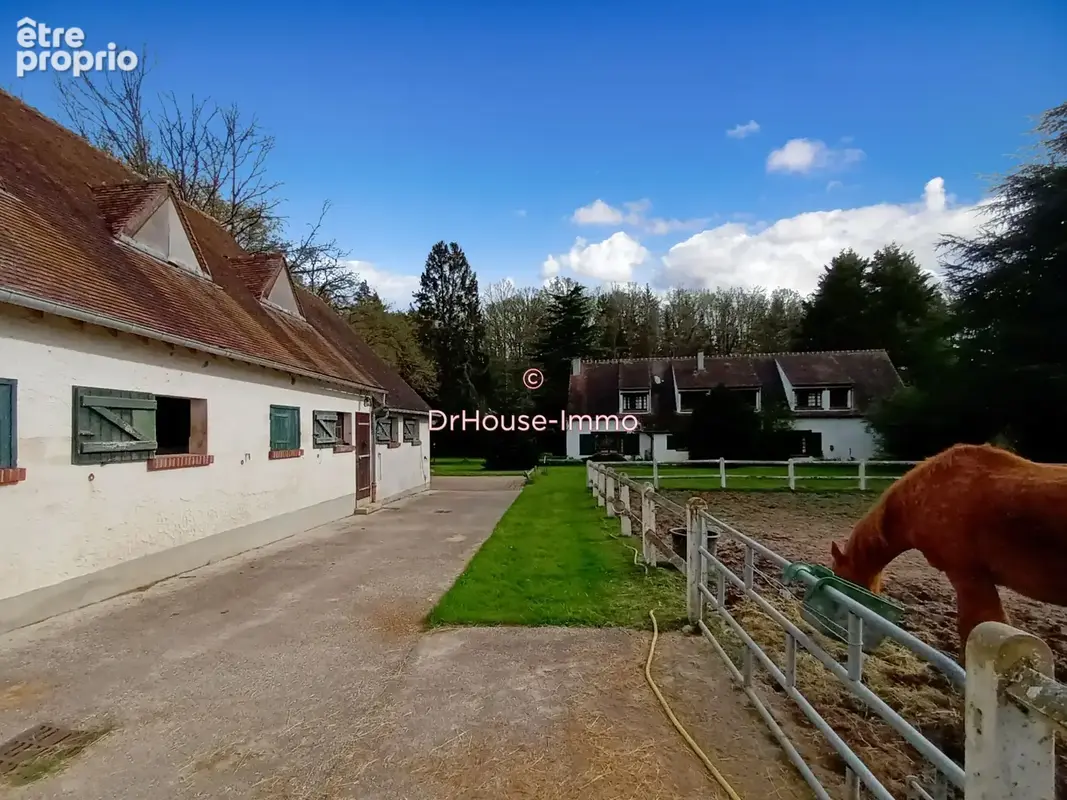 Maison 336 m² à Poigny-La-Foret  - photo 25