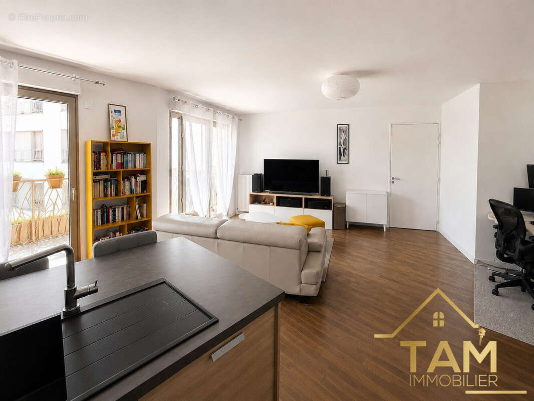 Appartement à SAINT-CYR-L'ECOLE